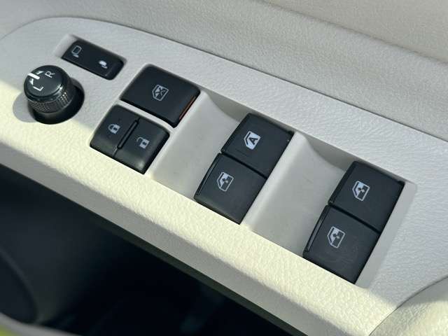トヨタ シエンタ １．５ Ｘ R3年 (東海) 99
