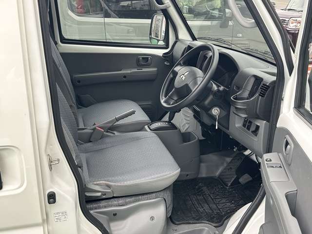 三菱 ミニキャブミーブ ＣＤ １６．０ＫＷＨ ４シーター ハイルーフ R4年 (東海) 99