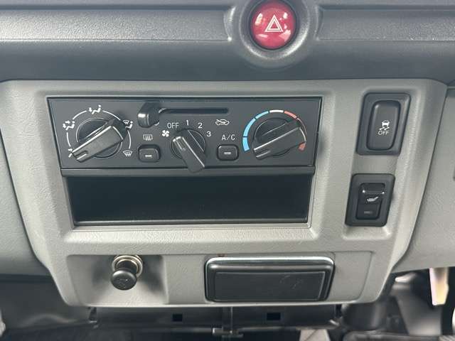 三菱 ミニキャブミーブ ＣＤ １６．０ＫＷＨ ４シーター ハイルーフ R4年 (東海) 99