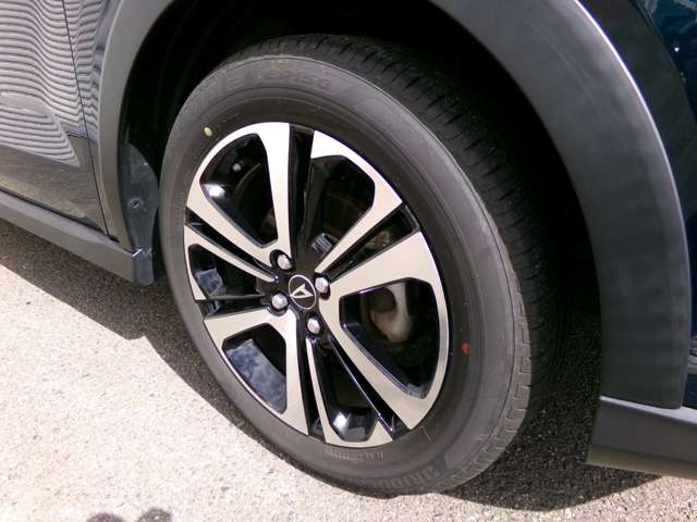 ダイハツ ロッキー １．０ プレミアム Ｇ ４ＷＤ R5年 () 99