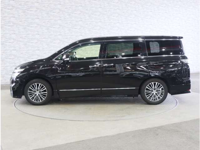 日産 エルグランド ３．５ ３５０ハイウェイスター ４ＷＤ H26年 (関東) 99