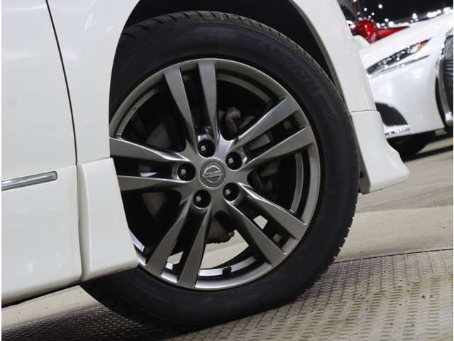 日産 エルグランド ２．５ ２５０ハイウェイスター アーバンクロム ４ＷＤ H24年 (関東) 99