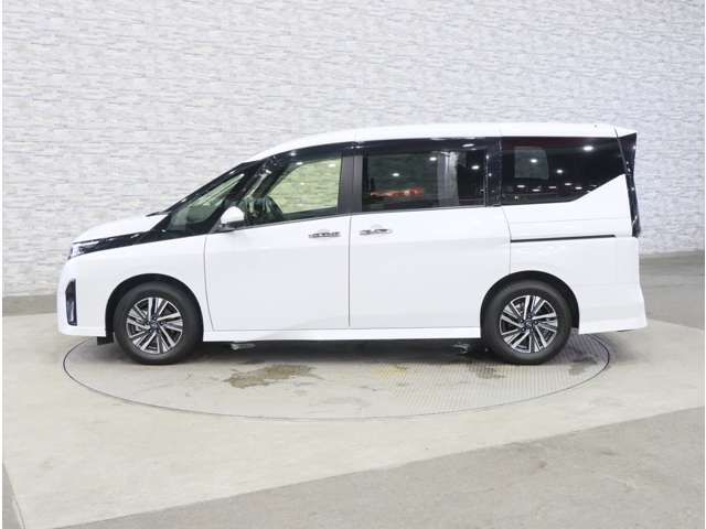 日産 セレナ ２．０ ハイウェイスターＶ R5年 (関東) 99