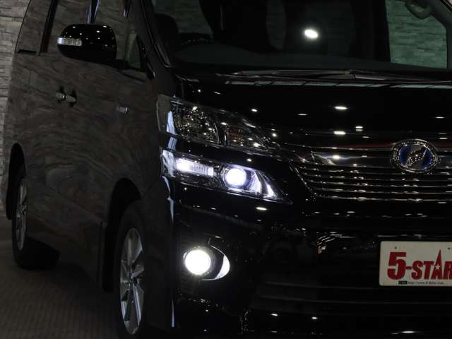 トヨタ ヴェルファイア　ハイブリッド ２．４ ＺＲ ４ＷＤ H25年 (関東) 99