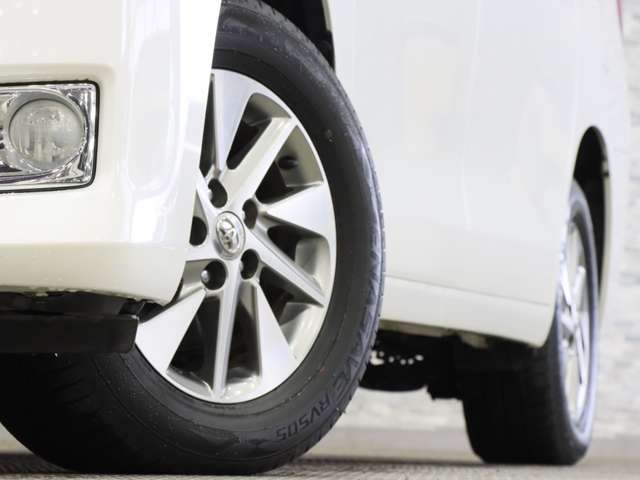 トヨタ アルファード　ハイブリッド ２．４ Ｘ ４ＷＤ H26年 (関東) 99