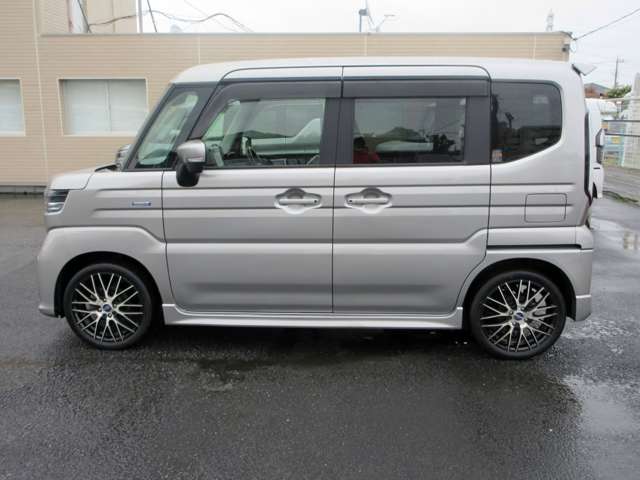 スズキ スペーシア ６６０ カスタム ハイブリッド ＧＳ ４ＷＤ R6年 () 99