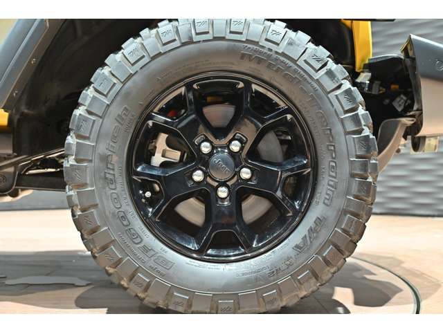 ジープ ラングラー　アンリミテッド アンリミテッド ルビコン スカイワンタッチパワートップ ４ＷＤ R1年 () 99