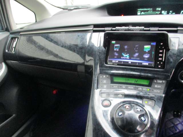 トヨタ プリウス １．８ Ｇ ツーリングセレクション H21年 () 99