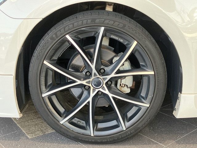 トヨタ クラウン　ハイブリッド ハイブリッド ２．５ Ｓ H29年 (近畿) 99