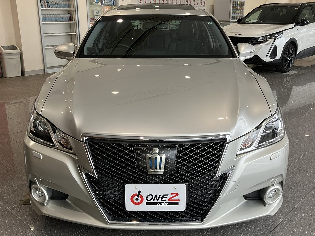 トヨタ クラウン　ハイブリッド ハイブリッド ２．５ Ｇ H27年 (近畿) 99