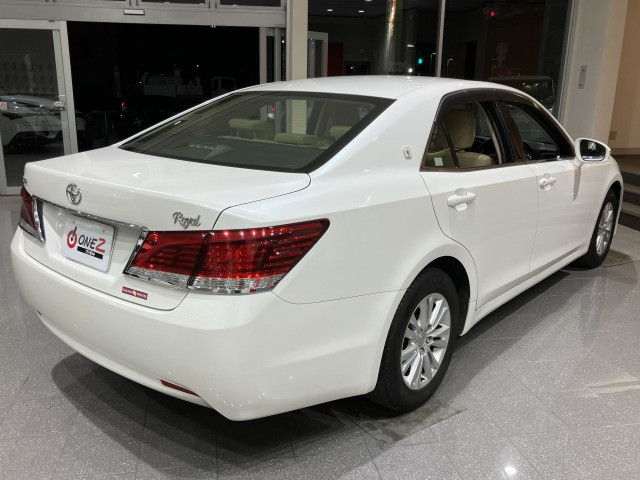 トヨタ クラウン ２．５ ロイヤル H26年 (近畿) 99