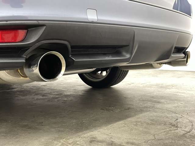 スバル レヴォーグ １．６ ＳＴＩ スポーツ アイサイト ４ＷＤ H28年 (近畿) 99
