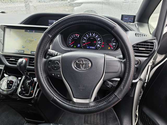 トヨタ ノア ２．０ ＳＩ H29年 () 99