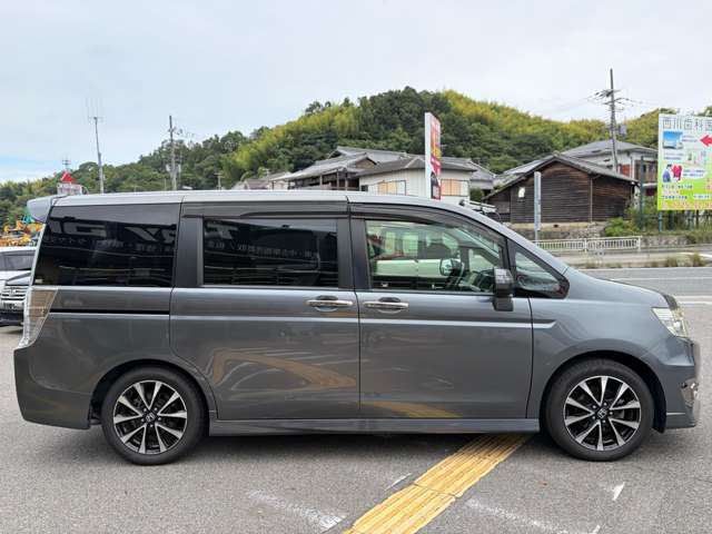 ホンダ ステップワゴン　スパーダ ２．０ スパーダ Ｚ クールスピリット H25年 (近畿) 99