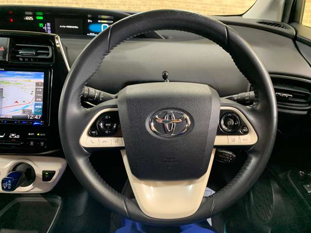 トヨタ プリウス １．８ Ｓ セーフティ プラス H29年 () 99