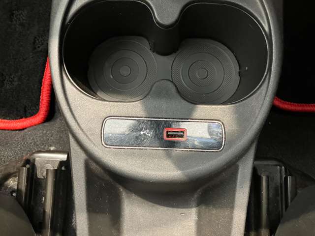 アバルト ５９５Ｃ ツーリズモ R2年 () 99