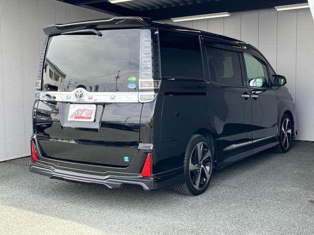 トヨタ ヴォクシー ２．０ ＺＳ 煌ＩＩ R1年 () 99