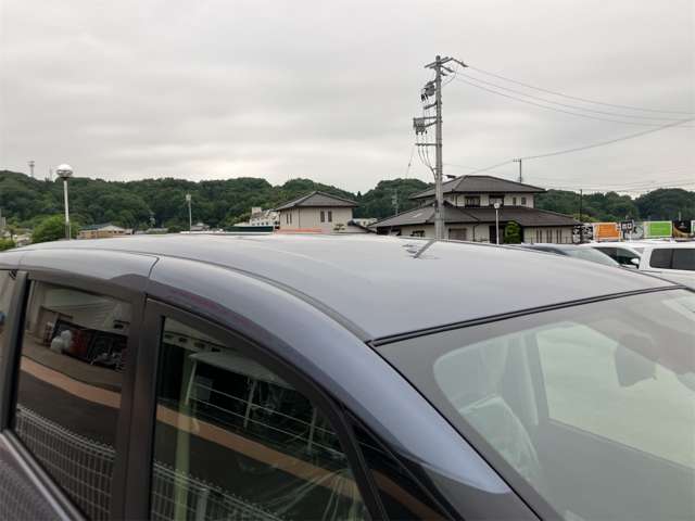 日産 セレナ １．４ Ｅ－ＰＯＷＥＲ ハイウェイスターＶ 日産オリジナルナビ取付パッケージ装着車 R8年 (東海) 99