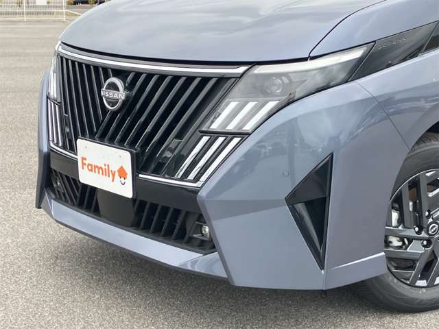 日産 セレナ ２．０ ハイウェイスターＶ 日産オリジナルナビ取付パッケージ装着車 R8年 (東海) 99
