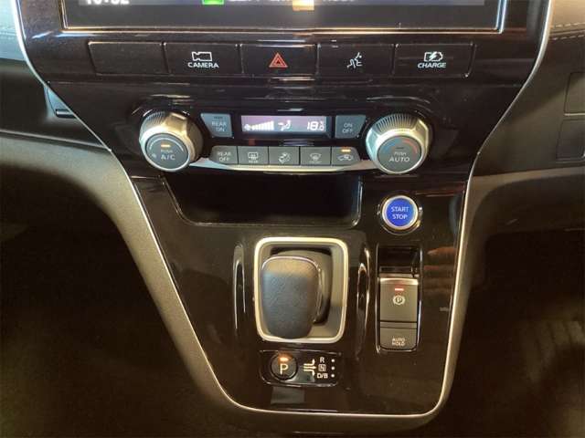 日産 セレナ １．２ Ｅ－ＰＯＷＥＲ ハイウェイスター Ｖ R4年 (近畿) 99