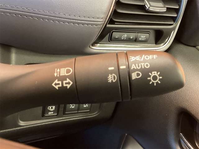 日産 セレナ １．２ Ｅ－ＰＯＷＥＲ ハイウェイスター Ｖ R4年 (近畿) 99