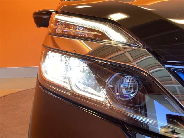 日産 セレナ １．２ Ｅ－ＰＯＷＥＲ ハイウェイスター Ｖ R4年 (近畿) 99