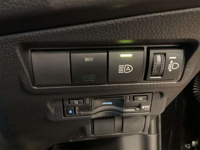トヨタ カローラクロス ２．０ Ｇ R7年 (近畿) 99