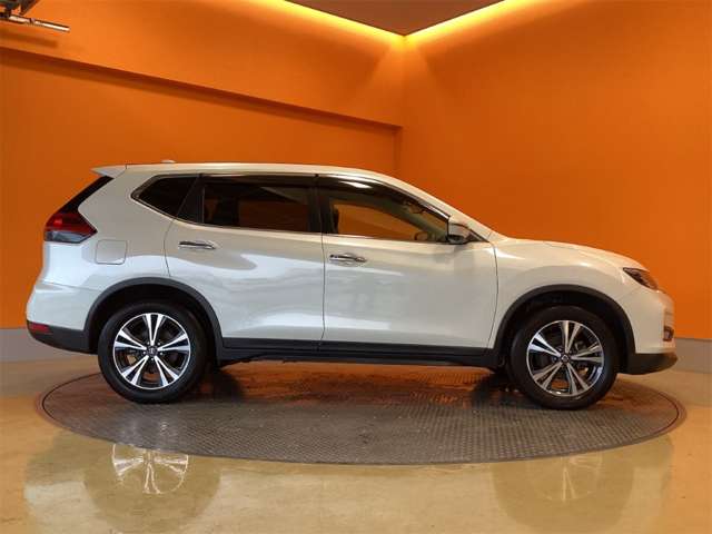 日産 エクストレイル ２．０ ２０ＸＩ ２列車 R1年 (近畿) 99