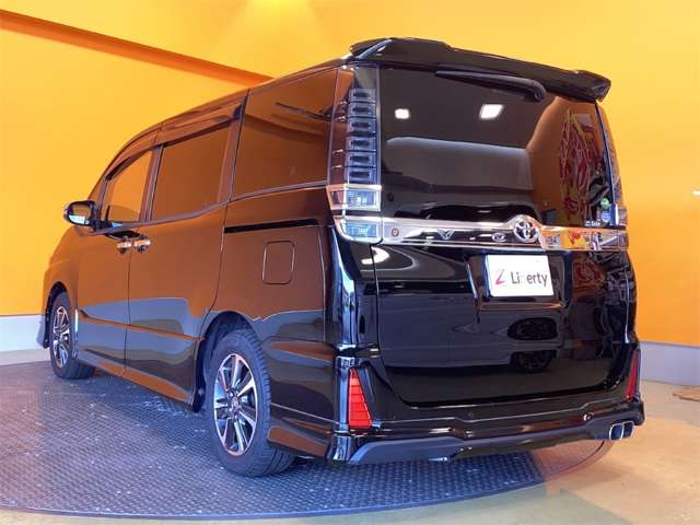 トヨタ ヴォクシー ２．０ ＺＳ 煌ＩＩ R2年 (近畿) 99