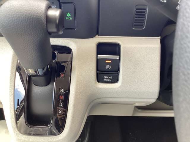 ホンダ Ｎ　ＢＯＸ ６６０ ファッションスタイル ２トーン R8年 (近畿) 99