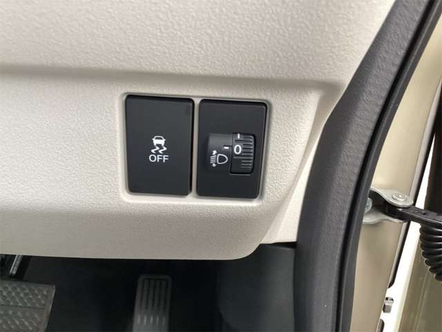 ホンダ Ｎ　ＢＯＸ ６６０ ファッションスタイル ２トーン R8年 (近畿) 99
