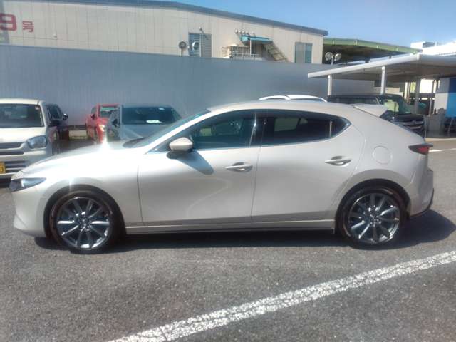 マツダ ＭＡＺＤＡ３　ファストバック １．８ ＸＤ プロアクティブ ツーリング セレクション ディーゼルターボ R4年 (関東) 99