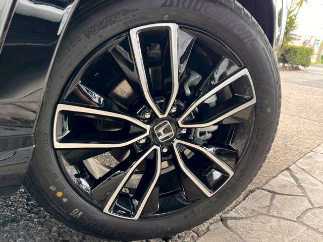 ホンダ ヴェゼル １．５ Ｅ：ＨＥＶ Ｚ プレイパッケージ R8年 (東海) 99