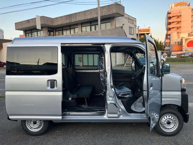 ダイハツ ハイゼットカーゴ ６６０ スペシャルクリーン R8年 (東海) 99