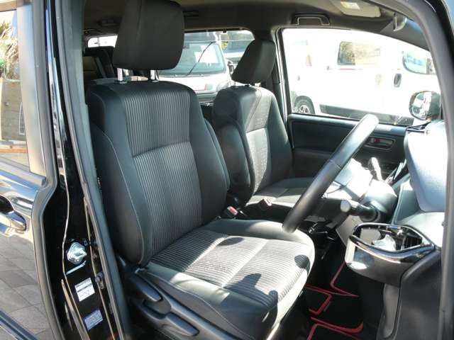 トヨタ ヴォクシー ２．０ ＺＳ R1年 (関東) 99