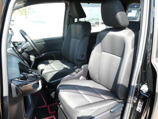 トヨタ ヴォクシー ２．０ ＺＳ R1年 (関東) 99