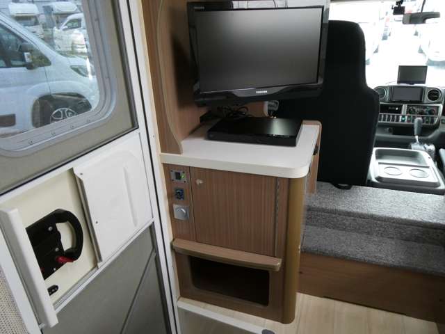 トヨタ カムロード バンテック H29年 (関東) 99