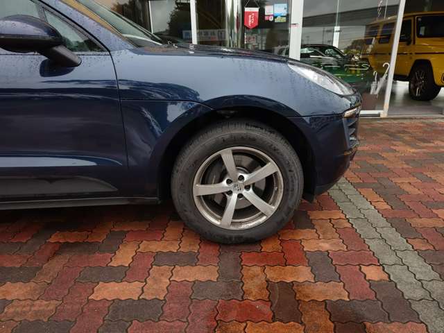 ポルシェ マカン ＰＤＫ ４ＷＤ H28年 () 99