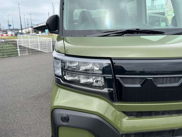 ダイハツ タント ６６０ ファンクロス R7年 (中国) 99