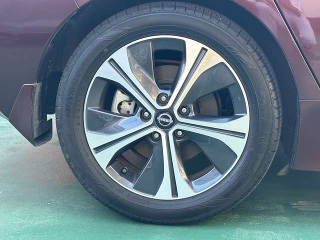 日産 リーフ Ｘ　Ｖセレクション R4年 () 99