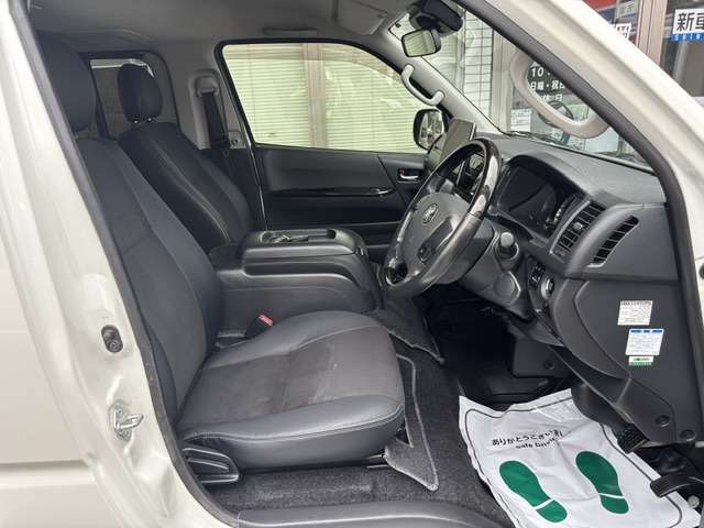 トヨタ ハイエースバン ２．８ スーパーＧＬ ダークプライム ロングボディ ディーゼルターボ H30年 (九州・沖縄) 99