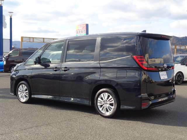 トヨタ ノア ２．０ Ｓ－Ｇ R4年 (九州・沖縄) 99