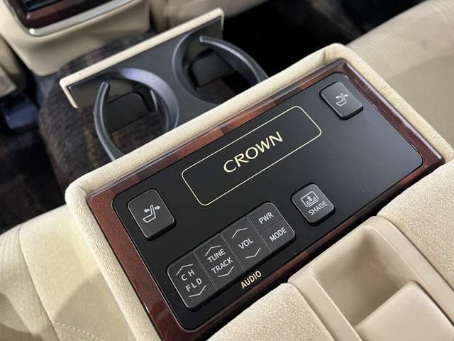 トヨタ クラウン　ハイブリッド ハイブリッド ２．５ ロイヤルサルーンＧ H25年 (関東) 99
