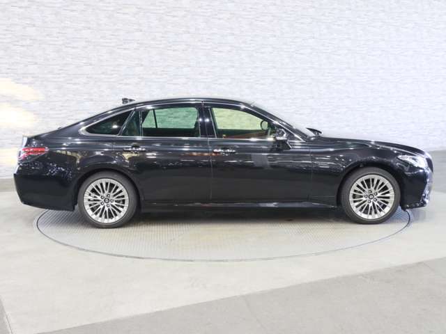 トヨタ クラウン　ハイブリッド ハイブリッド ２．５ Ｓ エレガンス スタイルＩＩ R2年 (関東) 99