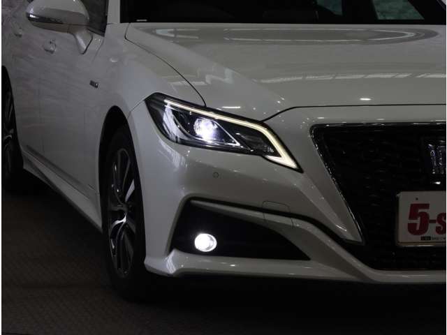 トヨタ クラウン　ハイブリッド ハイブリッド ２．５ Ｓ Ｃパッケージ H30年 (関東) 99