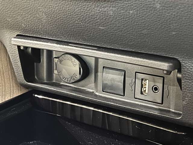 トヨタ クラウン ２．０ Ｓ Ｃパッケージ H30年 (関東) 99