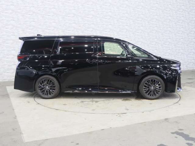 トヨタ ヴェルファイア　ハイブリッド ハイブリッド ２．５ Ｚプレミア Ｅ－ＦＯＵＲ ４ＷＤ R5年 (関東) 99