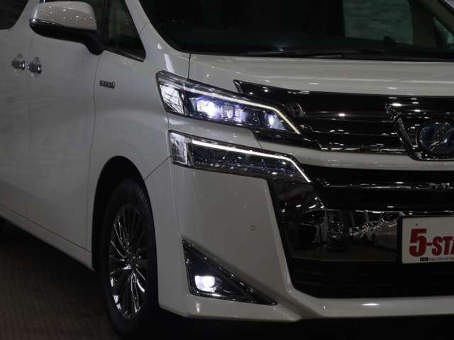 トヨタ ヴェルファイア　ハイブリッド ハイブリッド ２．５ エグゼクティブ ラウンジ Ｅ－ＦＯＵＲ ４ＷＤ H30年 (関東) 99