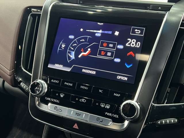 トヨタ クラウン　ハイブリッド ハイブリッド ２．５ Ｇ H30年 (関東) 99