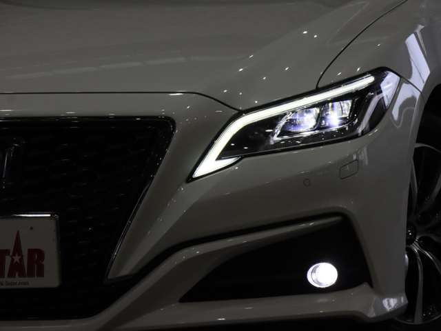 トヨタ クラウン　ハイブリッド ハイブリッド ２．５ Ｇ H30年 (関東) 99